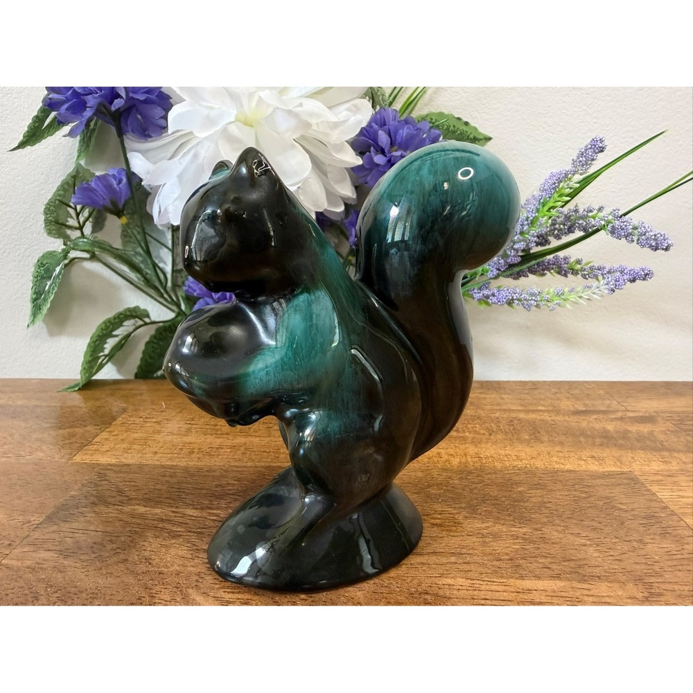 Vintage‎ Blue Mountain Pottery Squirrel Canadian Art Green Drip Glaze Figurine